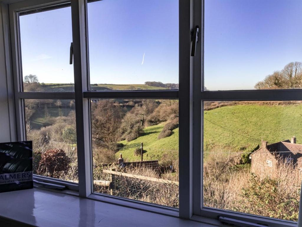 Three Horseshoes Inn Powerstock ภายนอก รูปภาพ
